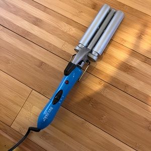 Bedhead crimper/waver